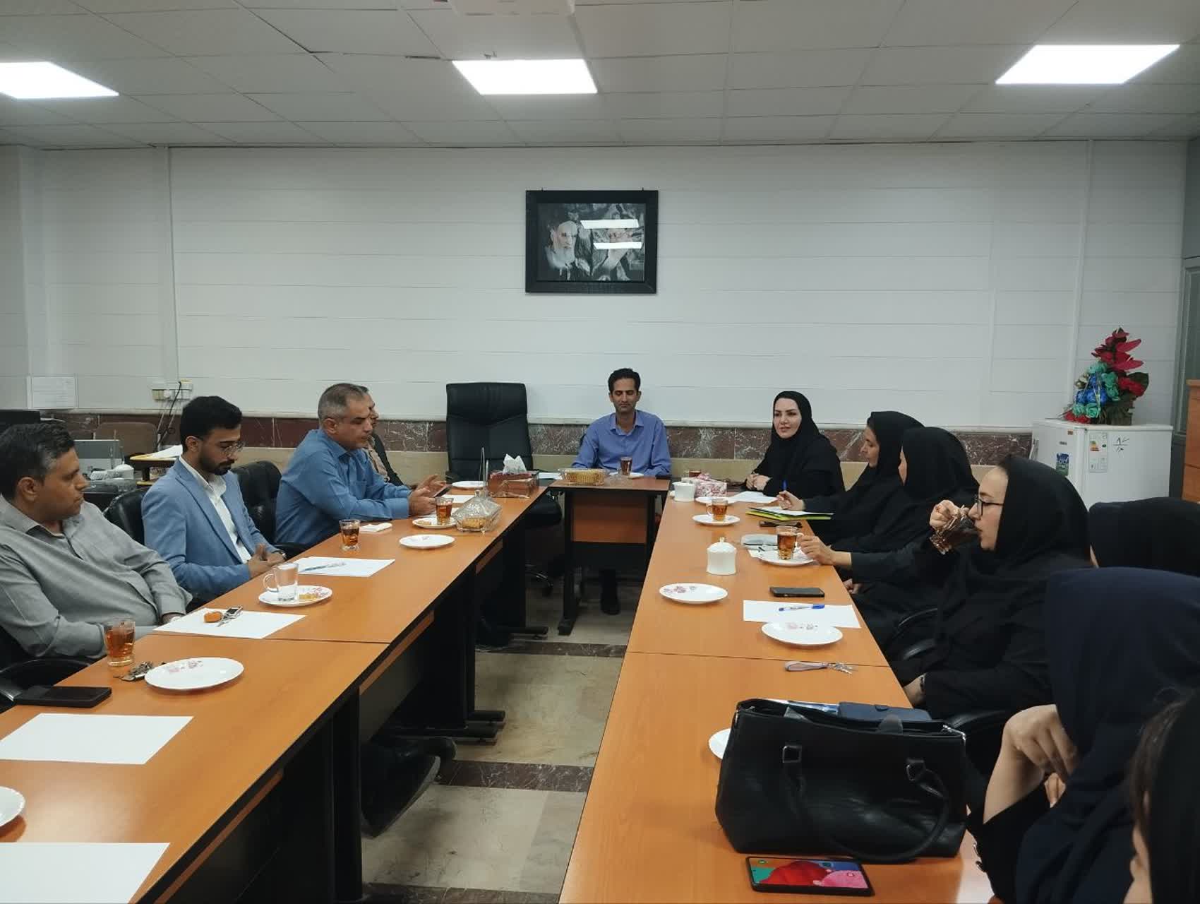 برگزاری جلسه اساتید مشاور با حضور مسئول اداره مشاوره در تاریخ 11 آبان1404