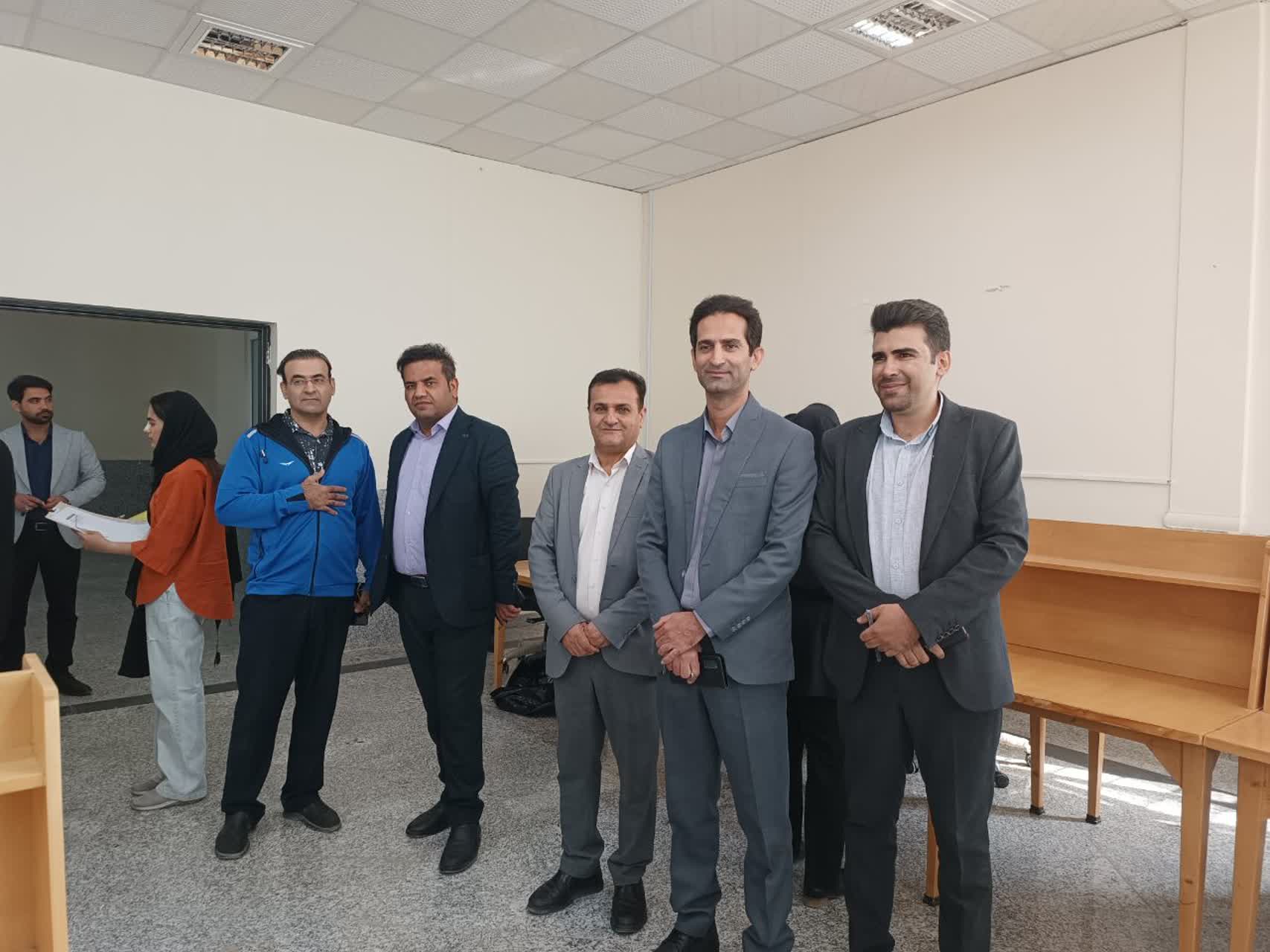 ثبت نام دانشجویان جدیدالورود دانشکده پیراپزشکی